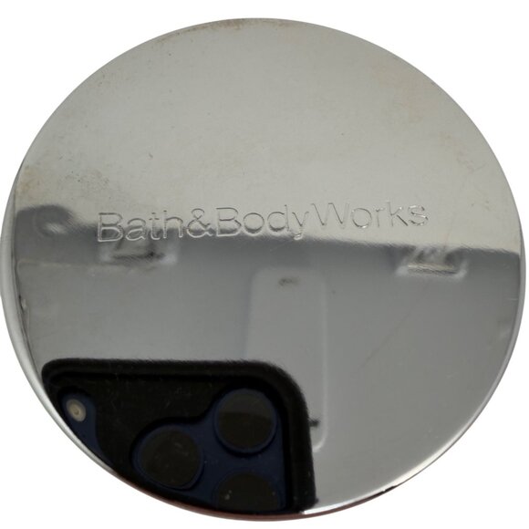 Bath & Body Works - Lemon Scented Candle 4 oz 1-Wick - White Barn - Unused - Picture 2 of 4